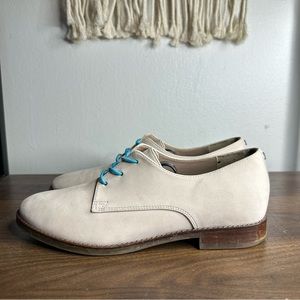 Vionic Beige Evelyn Derby Oxford Shoes Sz 7